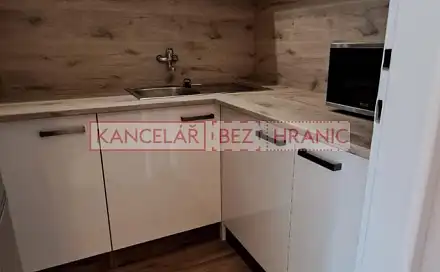 Pronájem pokoje 80 m², Osvoboditelů, Zlín