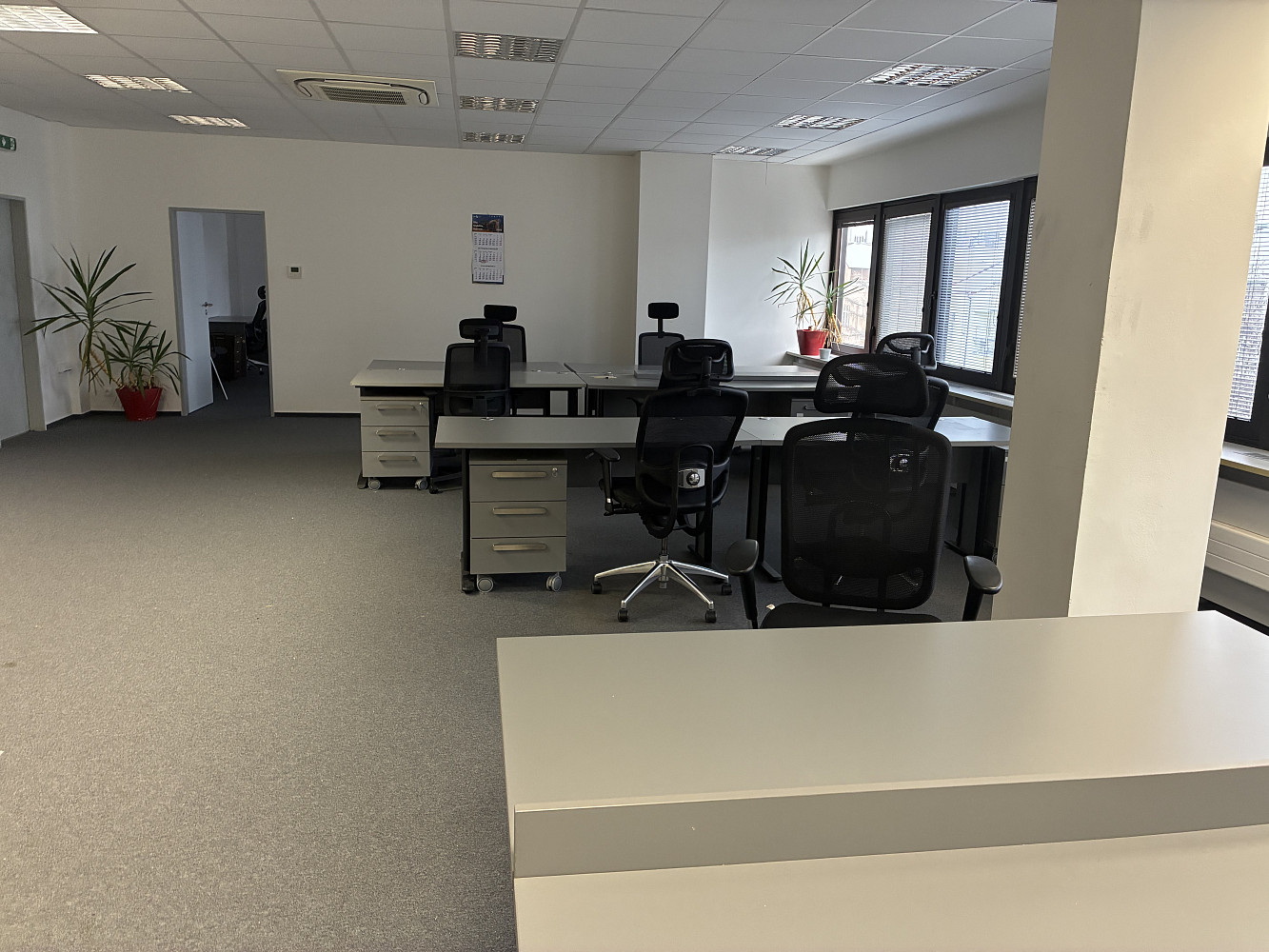 Pronájem kanceláře 191 m² — photo 5
