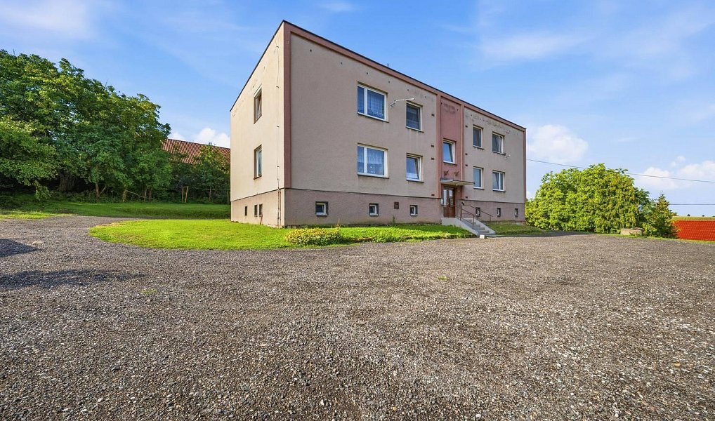 Prodej bytu 3+1 76 m², Všestary – náhled fotky 22