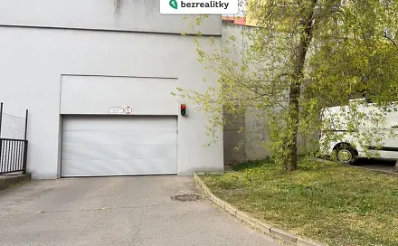 Prodej garáže 12 m2, Plovdivská, Praha 4 - Modřany