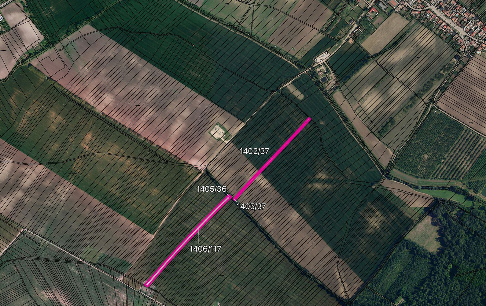 Prodej pole 7 861 m²