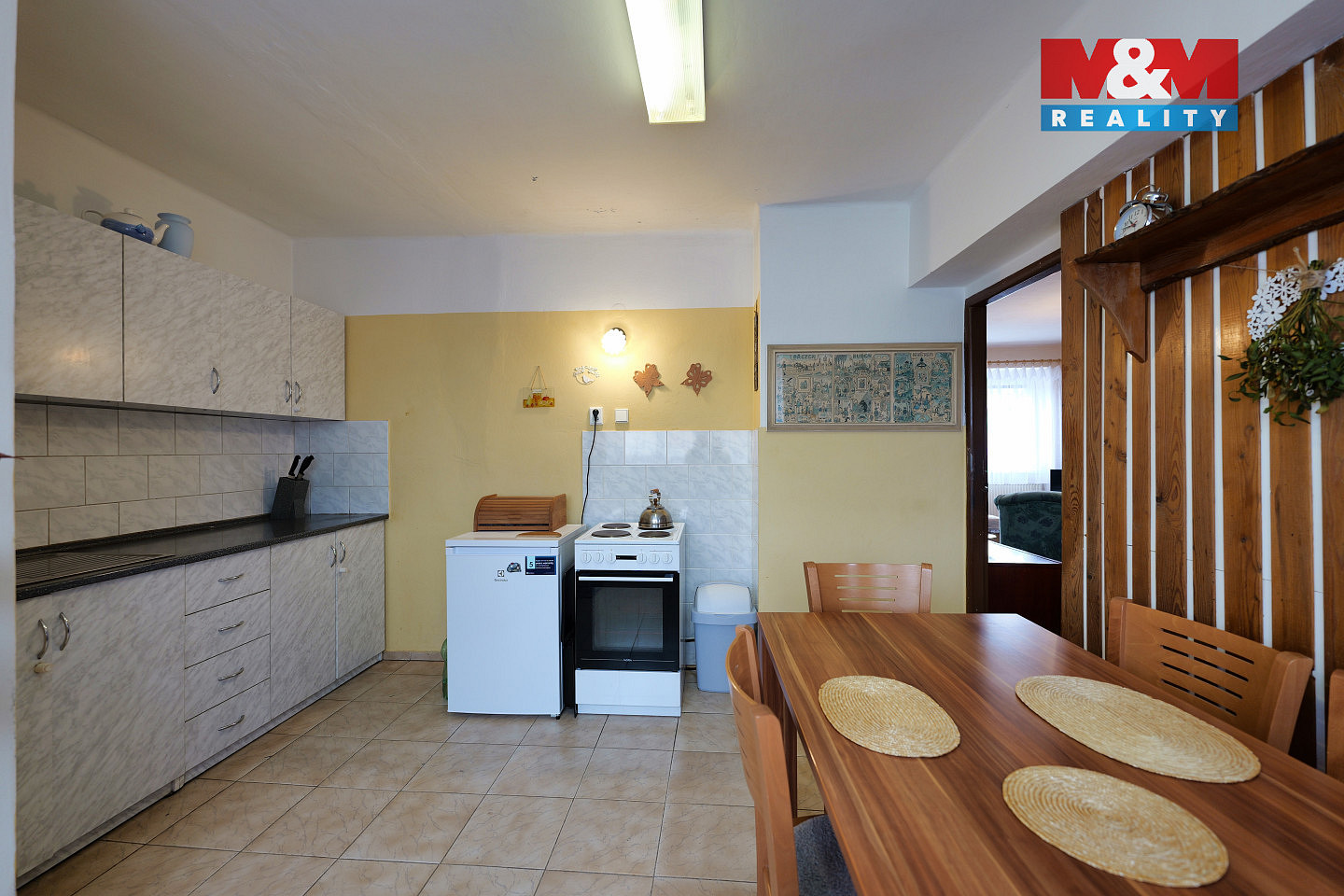 Prodej domu 240 m² s pozemkem 1 701 m² — photo 4