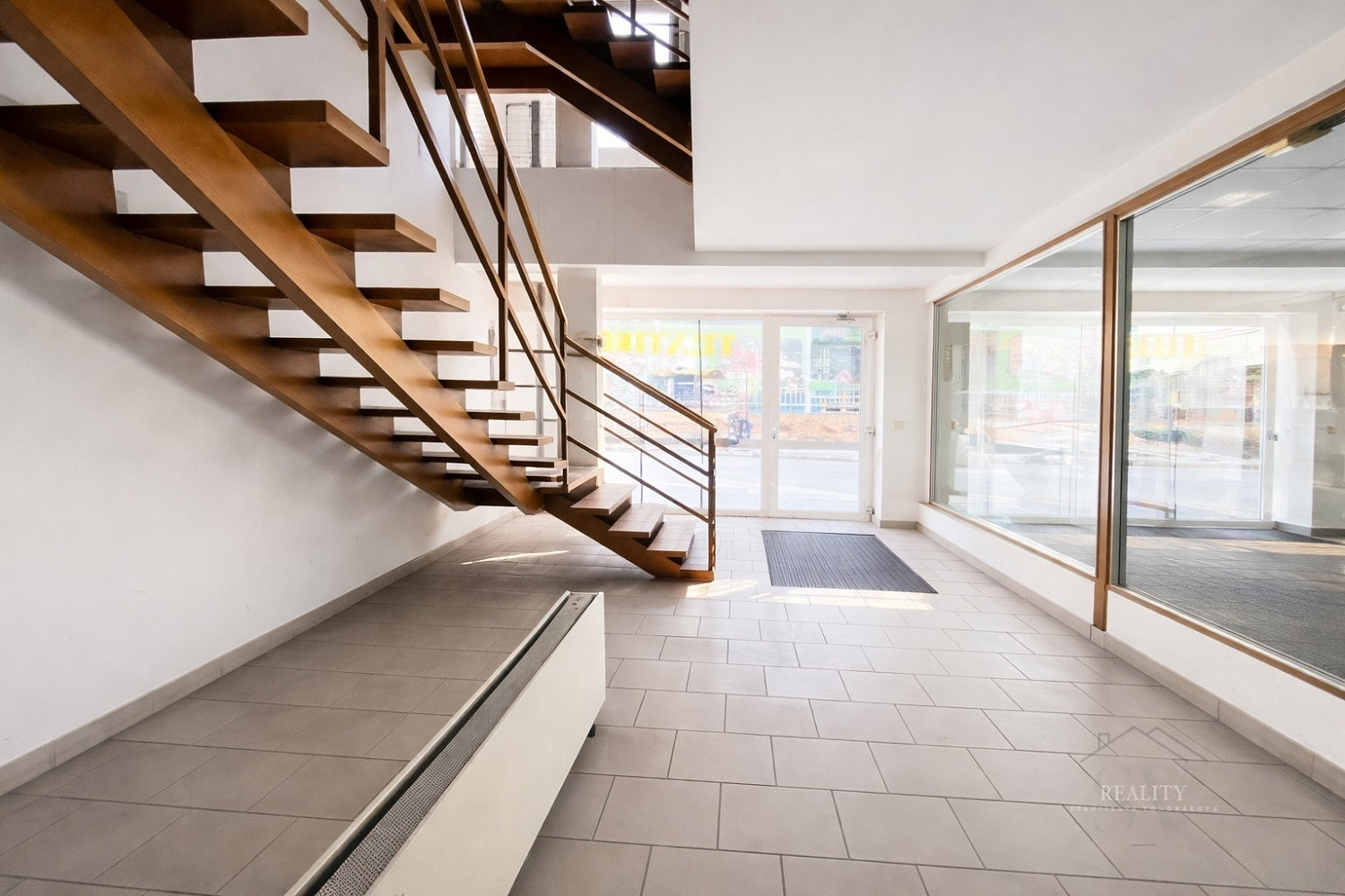 Prodej obchodních prostor 965 m² – fotografie 4