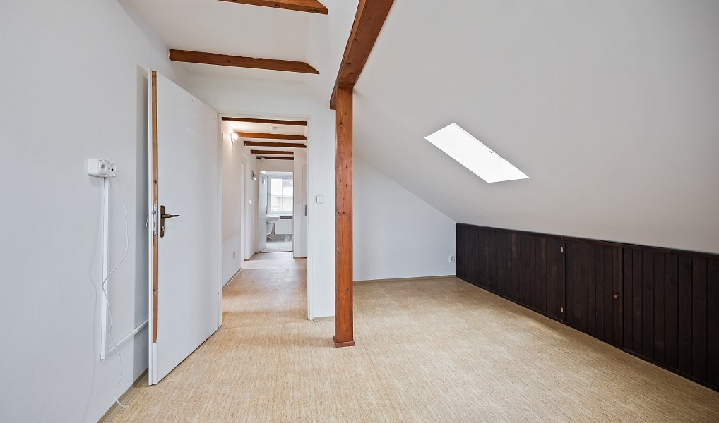 Prodej domu 395 m², Zádveřice-Raková – náhled fotky 20