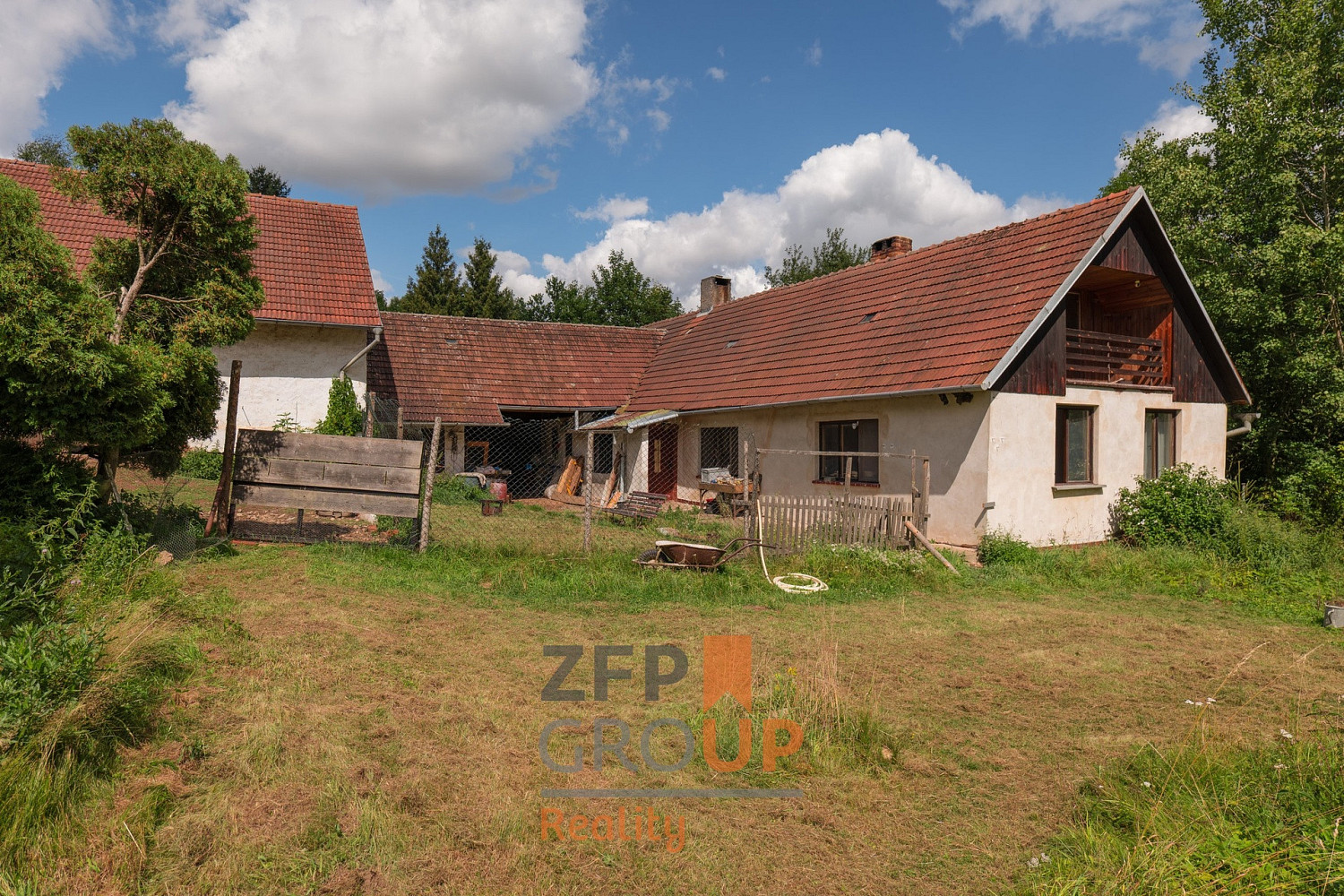 Prodej domu 128 m² s pozemkem 2 438 m² – fotografie 2