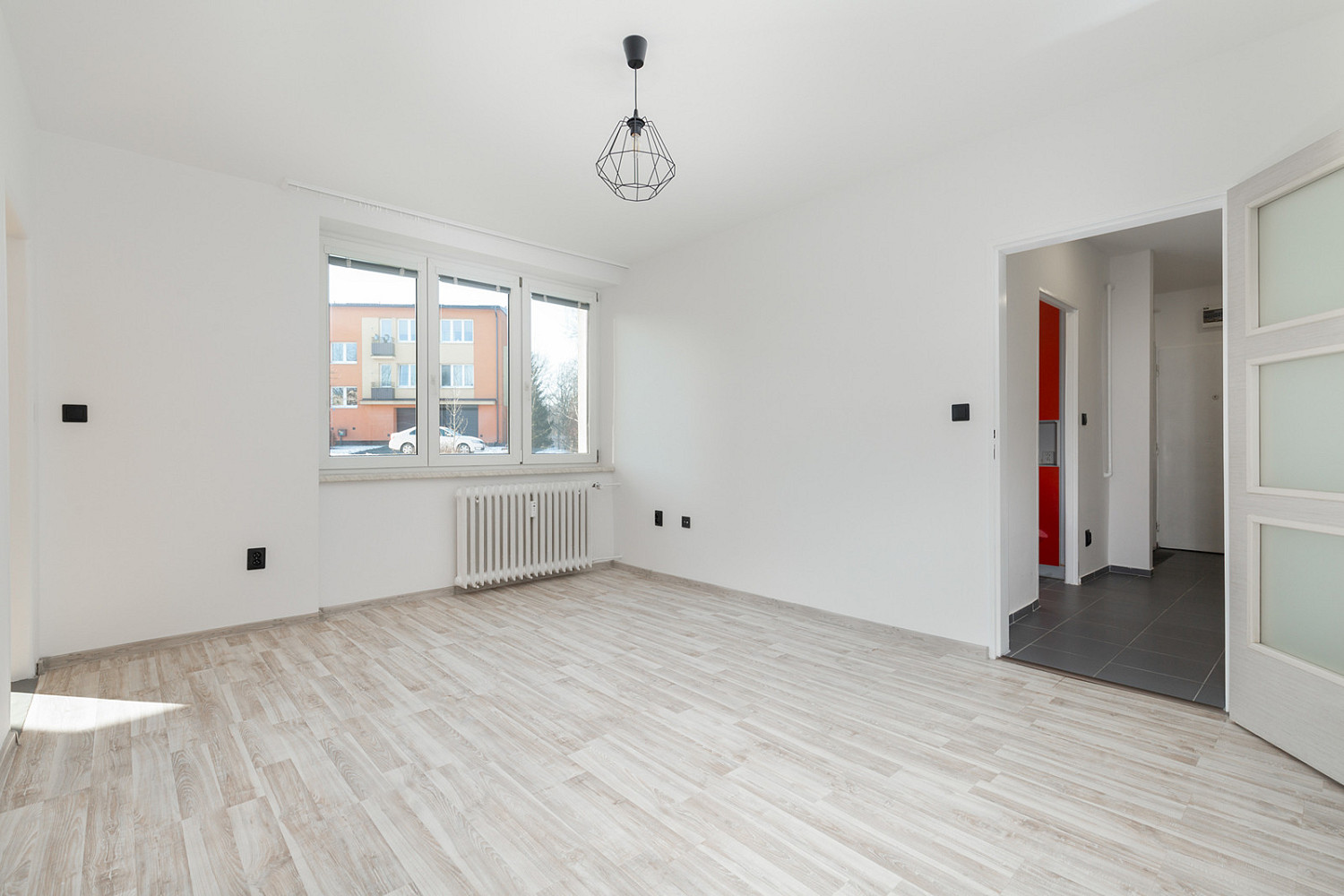 Pronájem bytu 2+1 53 m² – fotografie 3