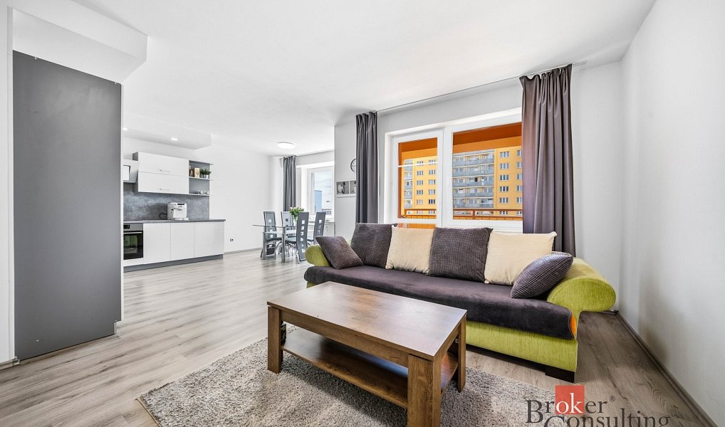 Prodej bytu 3+kk 103 m², Hradec Králové – náhled fotky 7