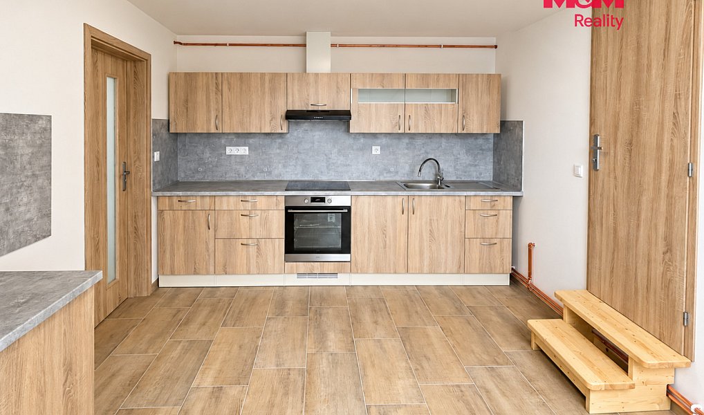 Pronájem bytu 3+1 84 m², Pardubice – náhled fotky 10