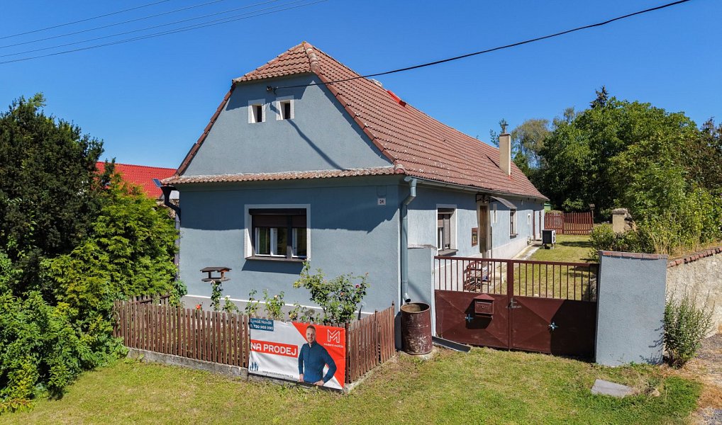 Prodej domu 140 m² s pozemkem 1 911 m², Měrunice – náhled fotky 16