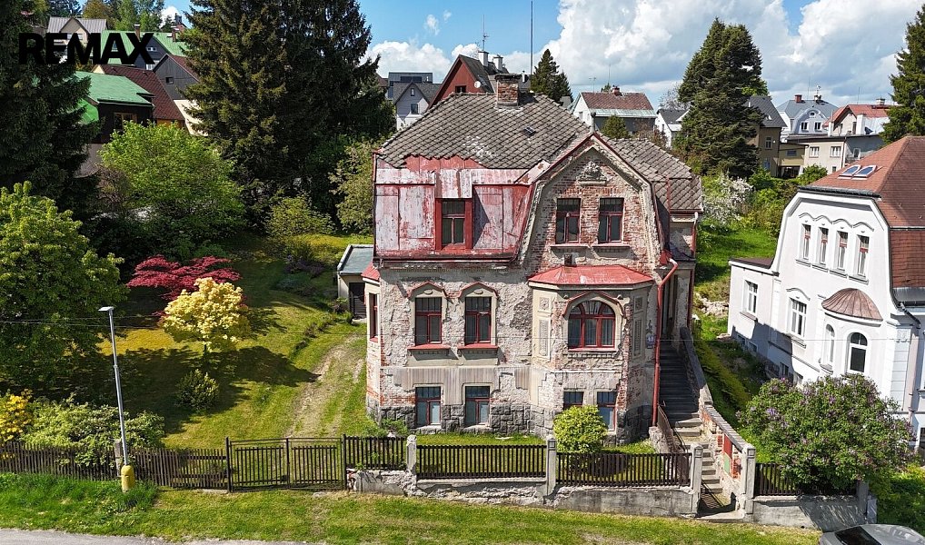 Prodej domu 190 m² s pozemkem 1 331 m², Jablonec nad Nisou – náhled fotky 31