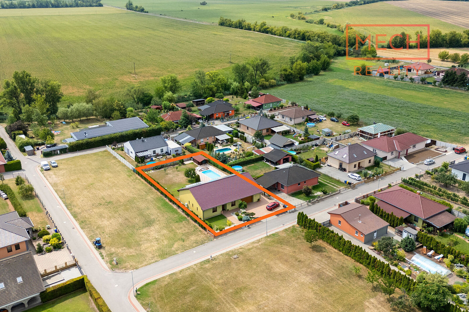 Prodej domu 215 m² s pozemkem 1 250 m²