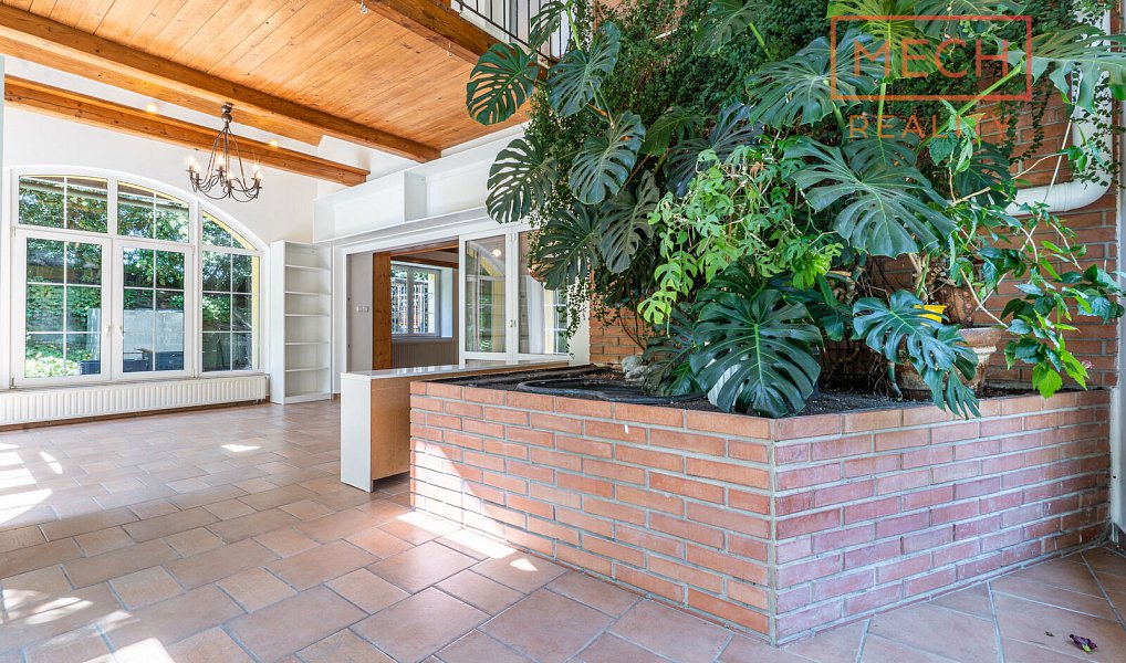 Prodej domu 280 m² s pozemkem 603 m², Svijanský Újezd – náhled fotky 3