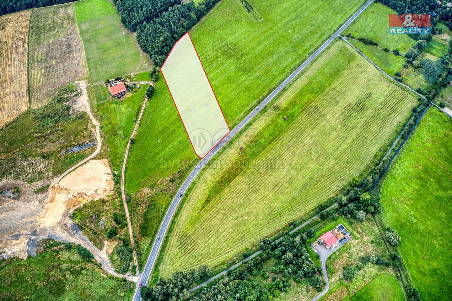 Prodej komerčního pozemku 9 925 m²