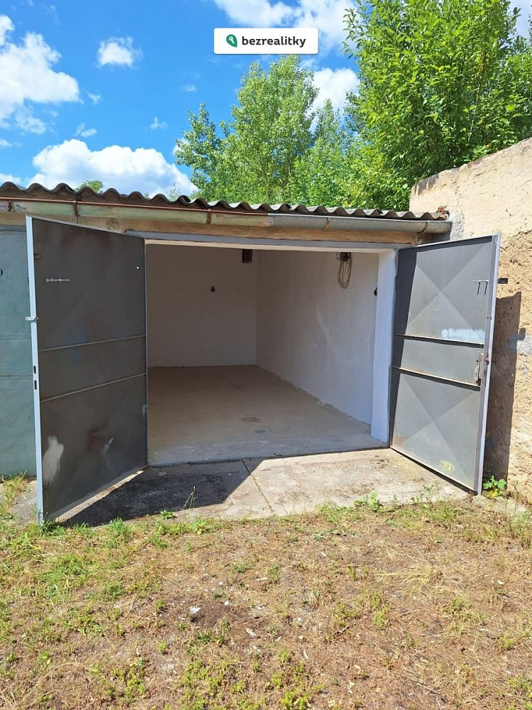 Prodej garáže 18 m2