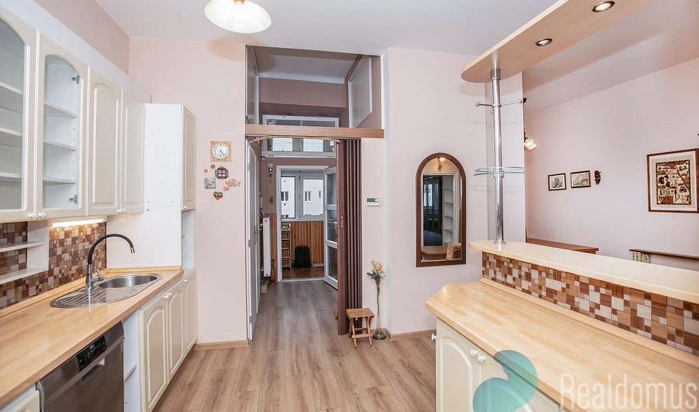 Prodej bytu 3+kk 82 m², Praha – náhled fotky 2