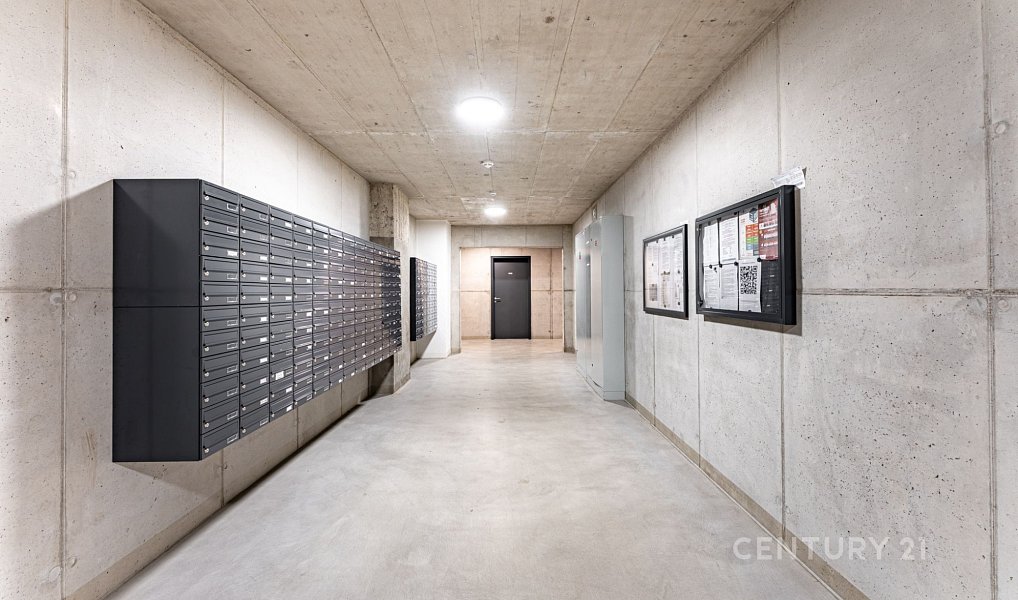 Prodej bytu 2+kk 72 m², Praha – náhled fotky 12