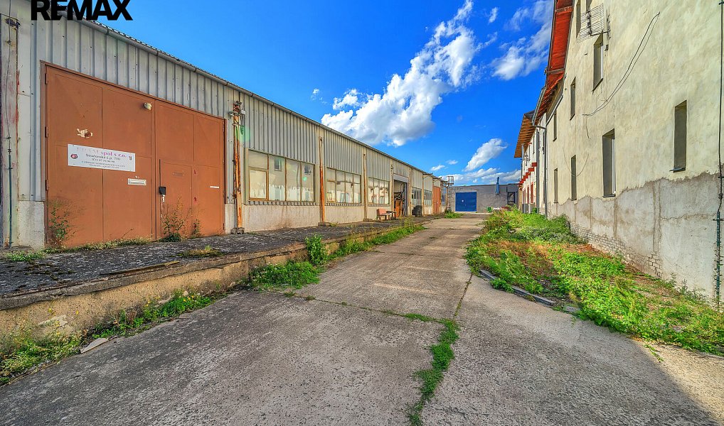 Prodej výrobních prostor 746 m², Štětí – náhled fotky 17