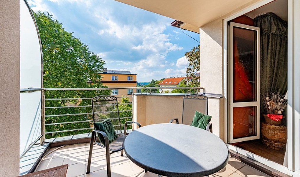 Prodej bytu 4+kk 183 m², Praha – náhled fotky 9