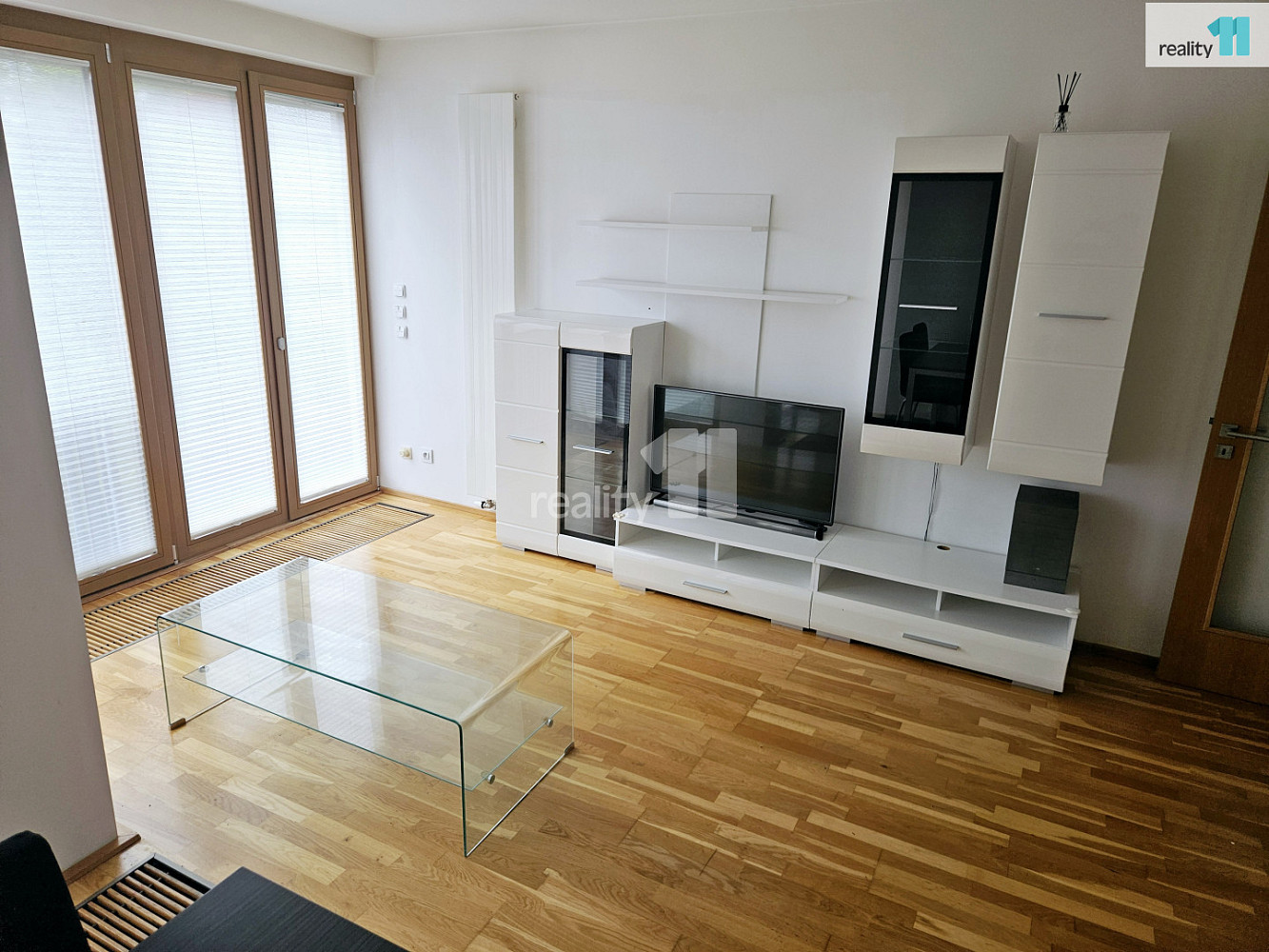 Pronájem bytu 3+kk 86 m² – fotografie 4
