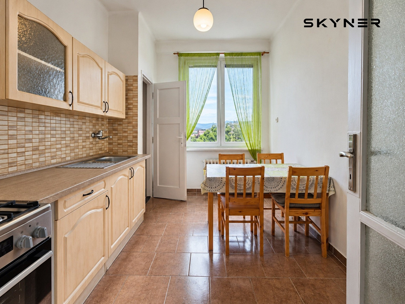 Pronájem bytu 2+1 61 m² – fotografie 3