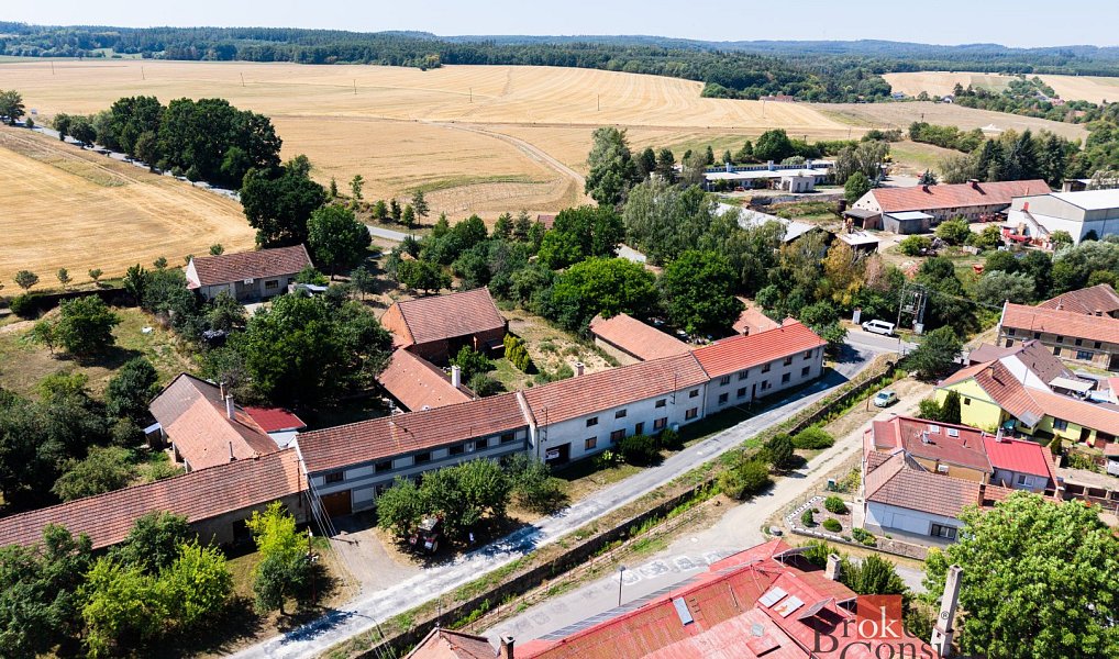 Prodej domu 250 m² s pozemkem 1 996 m², Plumlov – náhled fotky 10
