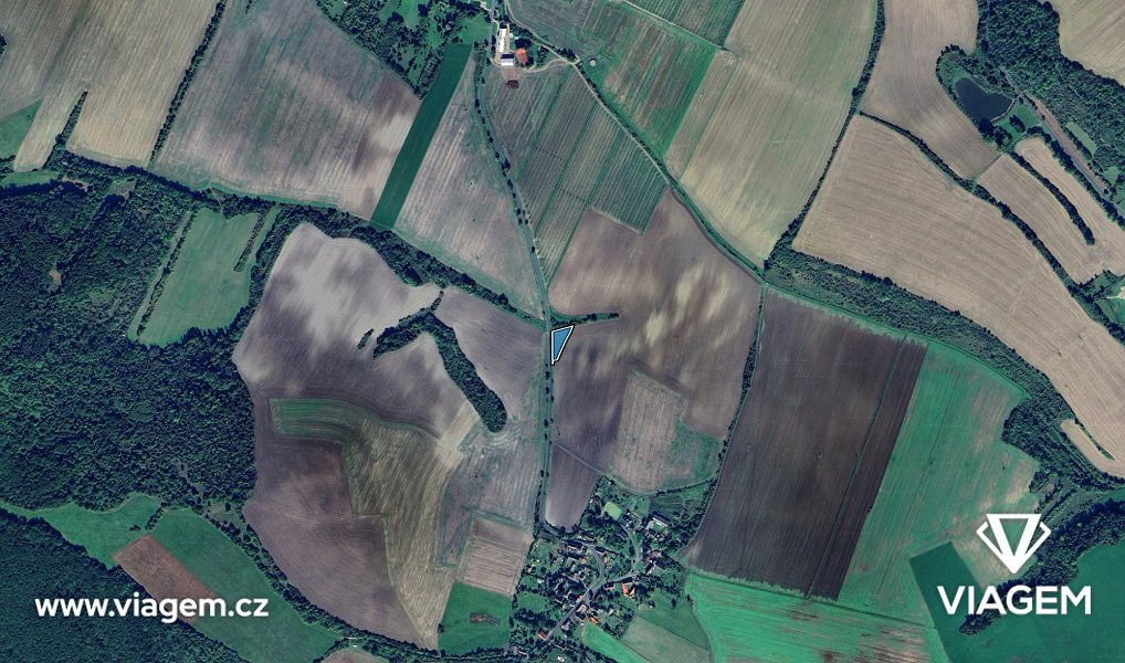 Prodej pole 511 m², Chotiněves – náhled fotky 3