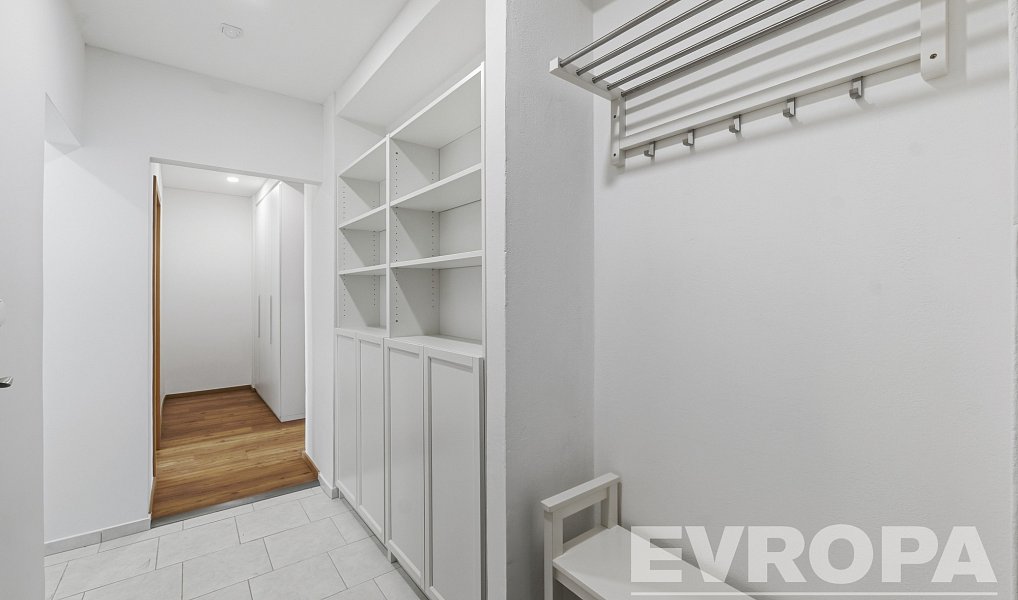 Prodej bytu 2+1 52 m², Hradec Králové – náhled fotky 16