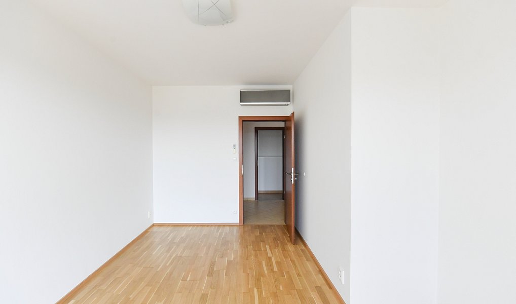 Prodej bytu 4+kk 135 m², Praha – náhled fotky 19