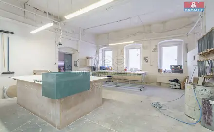 Prodej výrobních prostor 2 100 m², Sokolovská, Karlovy Vary - Rybáře