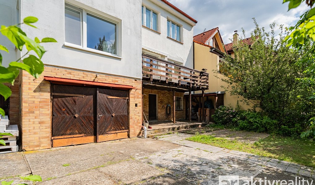 Prodej domu 260 m² s pozemkem 752 m², Praha – náhled fotky 48
