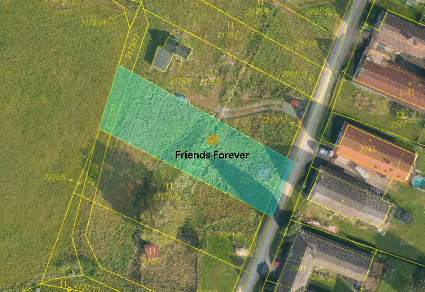 Prodej stavebního pozemku 888 m² – fotografie 2