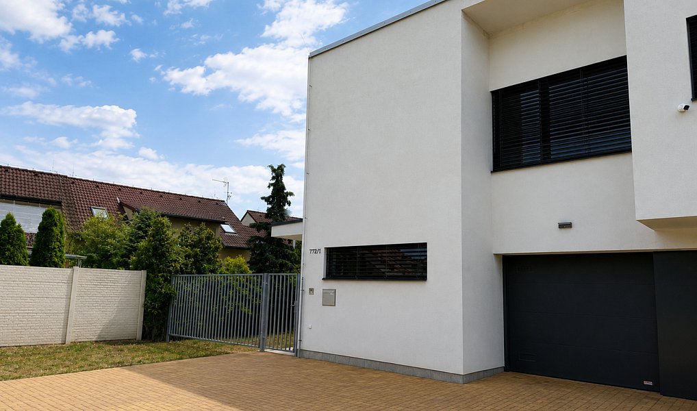 Prodej domu 172 m² s pozemkem 319 m², Vestec – náhled fotky 3