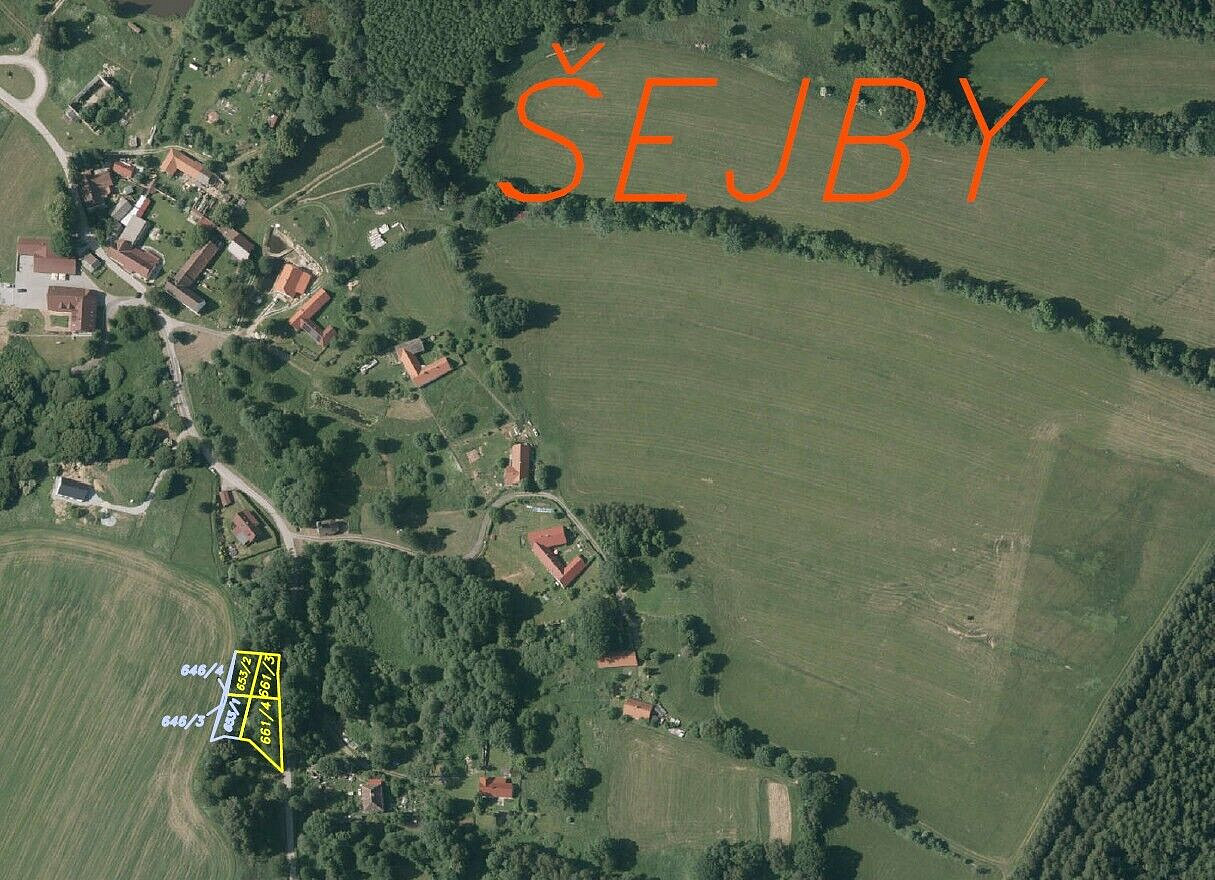 Prodej stavebního pozemku 1 757 m² – fotografie 5