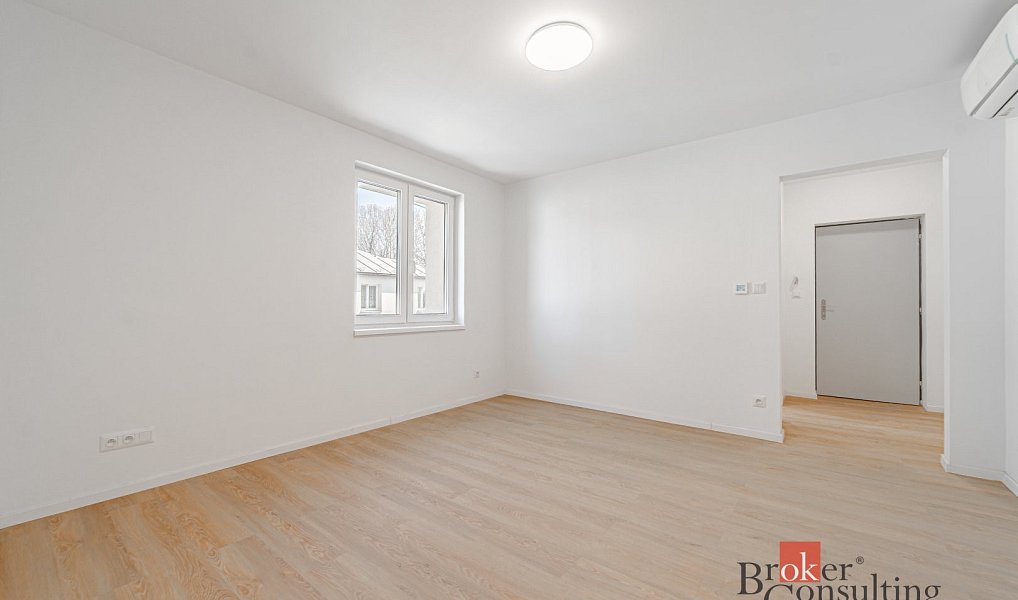Prodej bytu 2+kk 46 m², Ostrava – náhled fotky 7