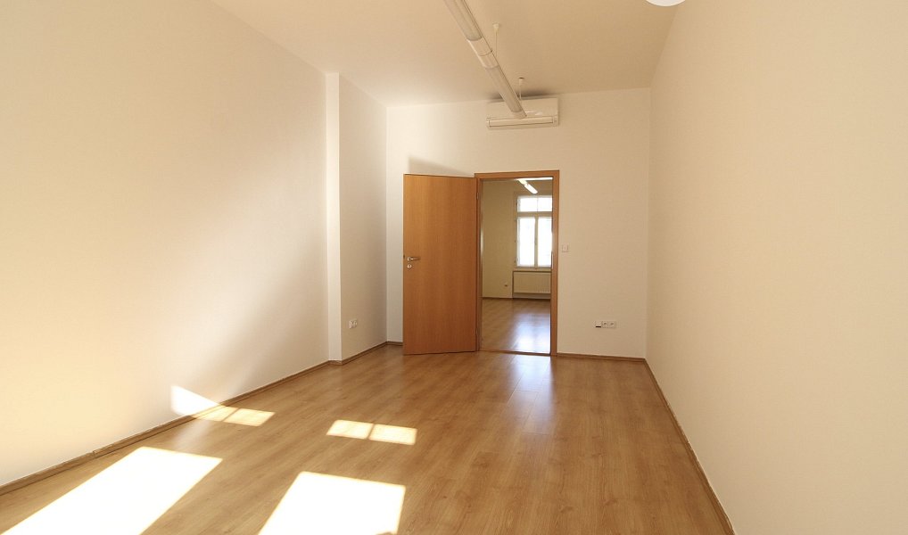 Pronájem kanceláře 87 m², Brno – náhled fotky 5