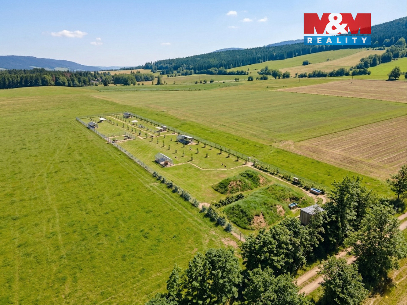 Prodej komerčního pozemku 8 432 m² – fotografie 2