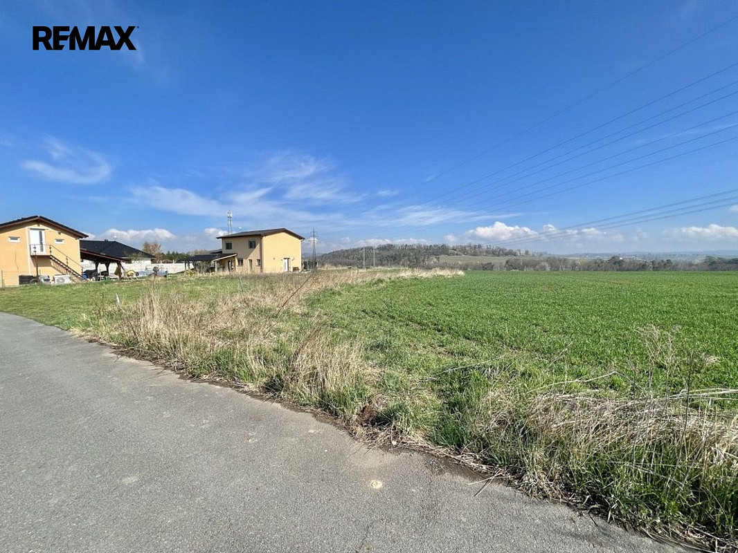 Prodej stavebního pozemku 2 058 m² – fotografie 4