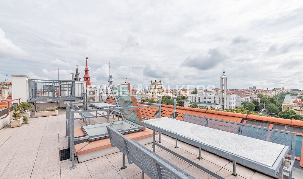 Pronájem bytu 5+1 163 m², Praha – náhled fotky 12