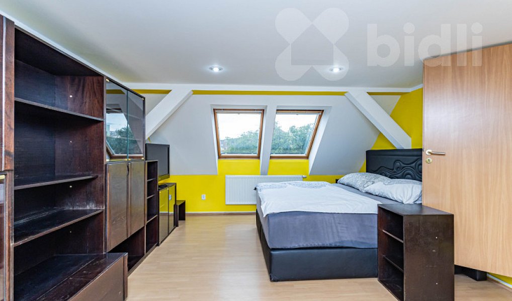 Prodej domu 285 m² s pozemkem 307 m², Jirkov – náhled fotky 18