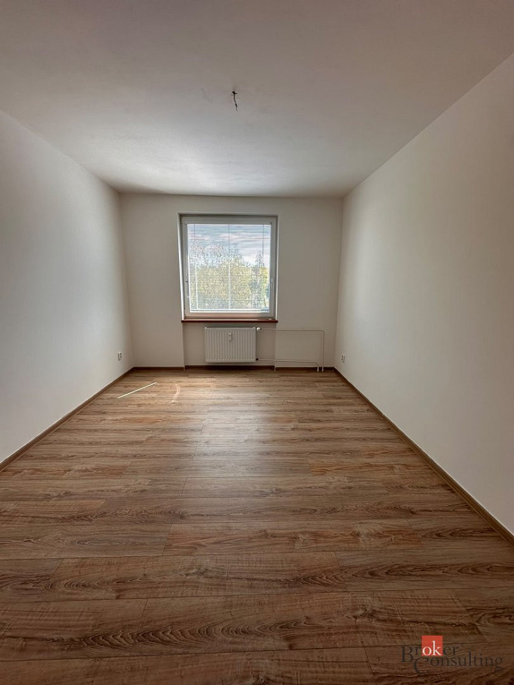 Pronájem bytu 3+1 72 m² – fotografie 5