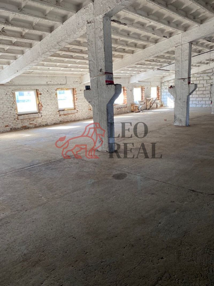 Pronájem skladovacích prostor 1 850 m² – fotografie 5