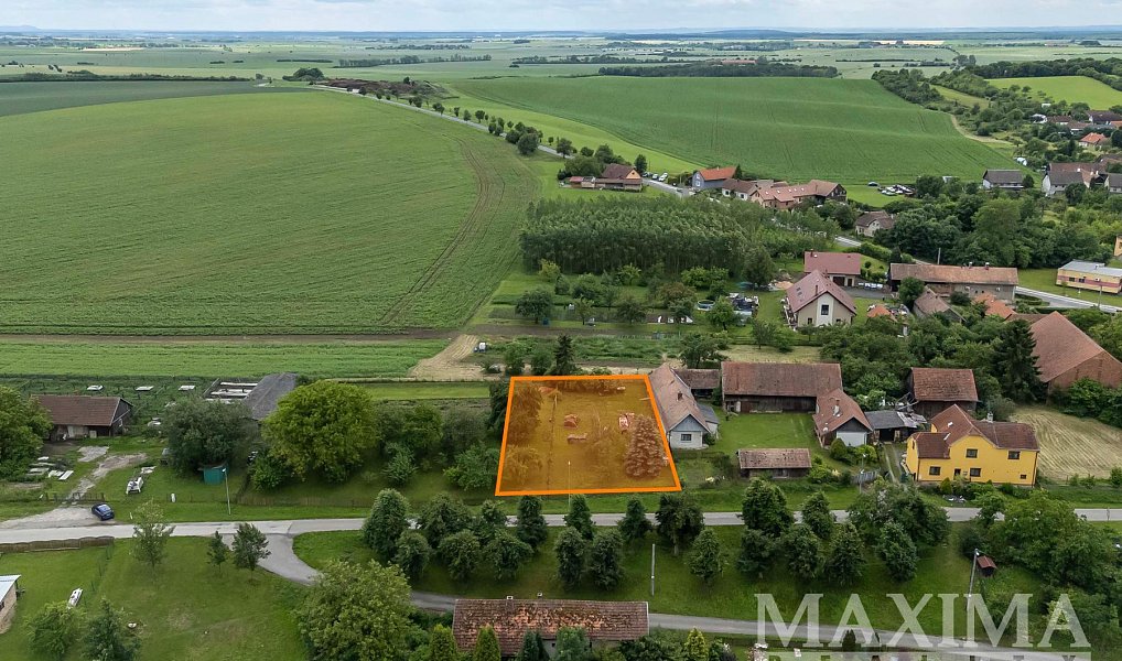 Prodej domu 196 m² s pozemkem 2 229 m², Běchary – náhled fotky 25