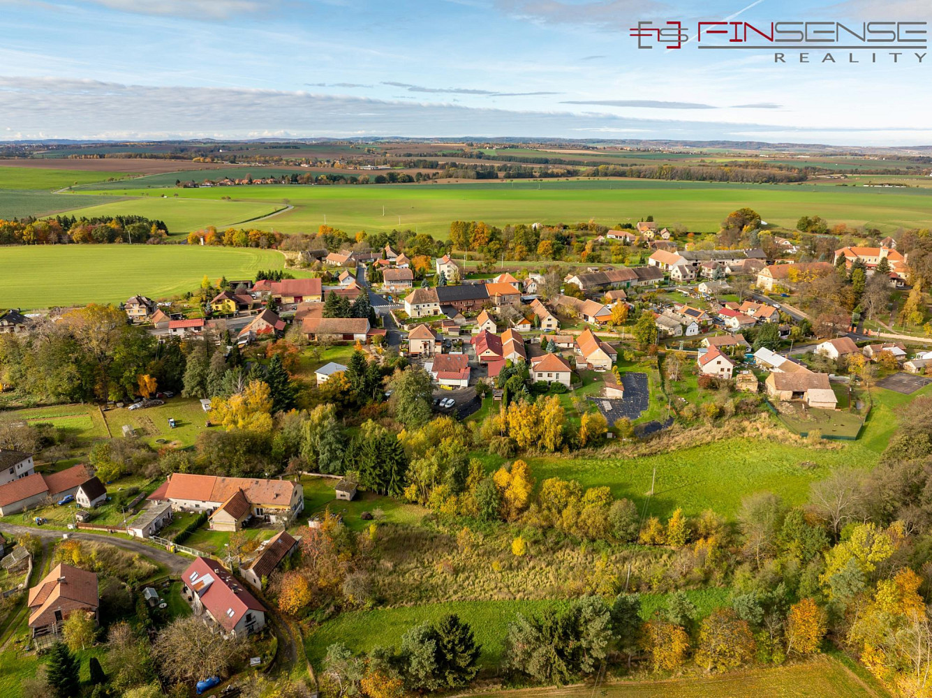 Prodej stavebního pozemku 1 327 m²