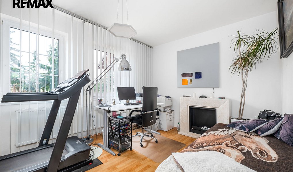 Prodej domu 320 m² s pozemkem 3 335 m², Deštná – náhled fotky 12