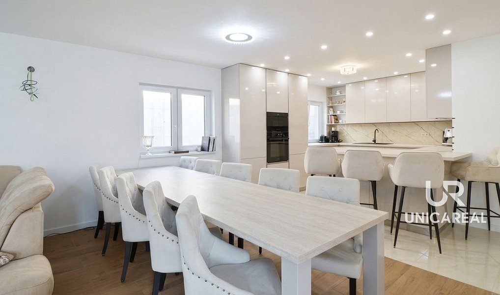 Prodej domu 230 m² s pozemkem 1 573 m², Ořechov – náhled fotky 3