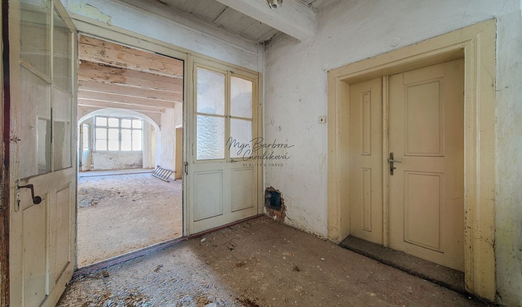 Prodej domu 352 m² s pozemkem 315 m², Stříbro – náhled fotky 5