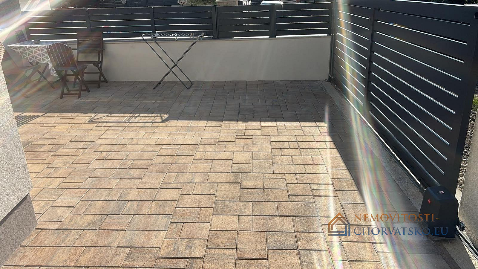 Prodej bytu 1+kk 104 m² - Widok 4