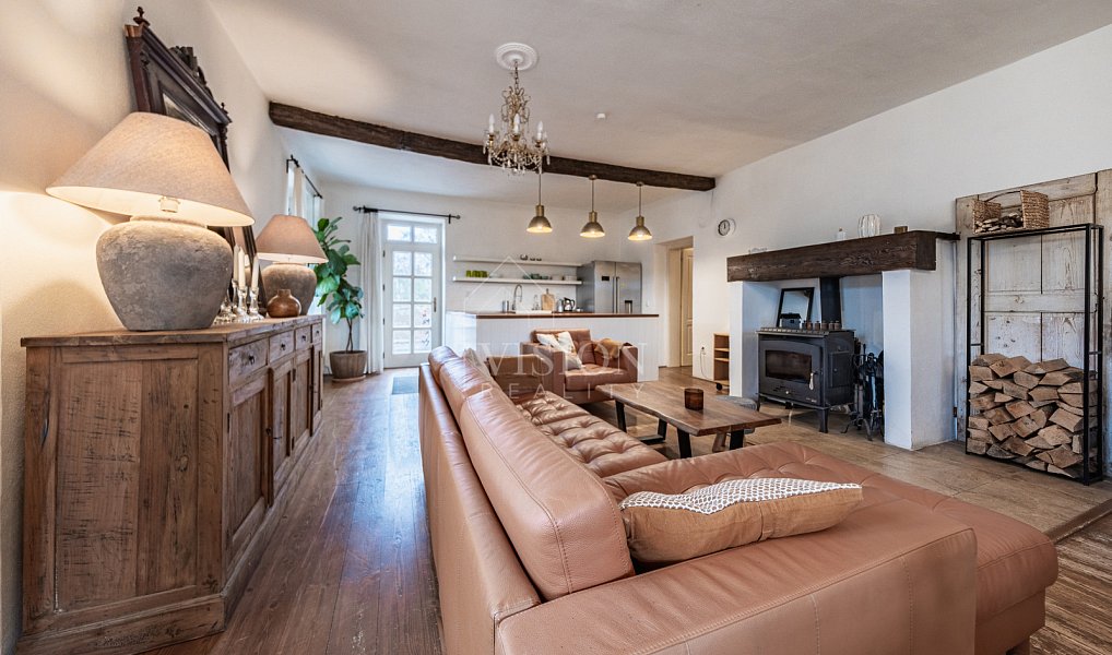 Prodej domu 190 m² s pozemkem 1 831 m², Kolinec – náhled fotky 6