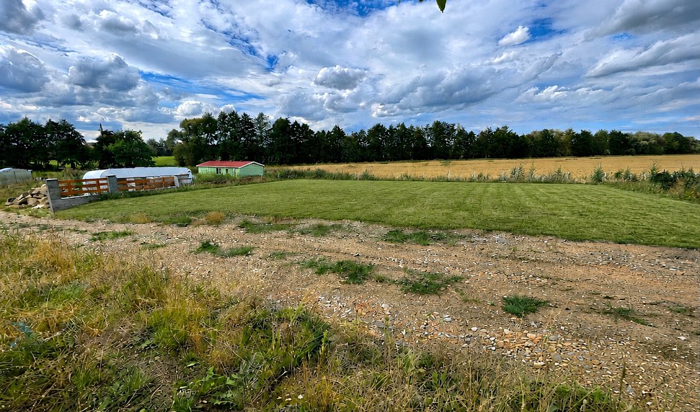 Prodej stavebního pozemku 900 m², Nový Bydžov – náhled fotky 2