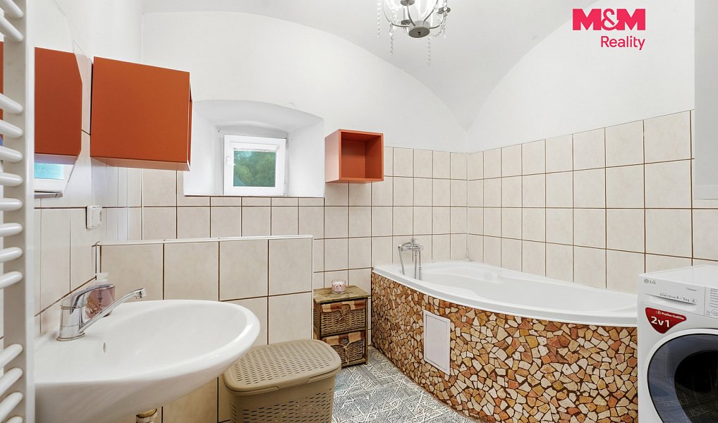 Prodej domu 227 m² s pozemkem 4 167 m², Krásný Les – náhled fotky 9